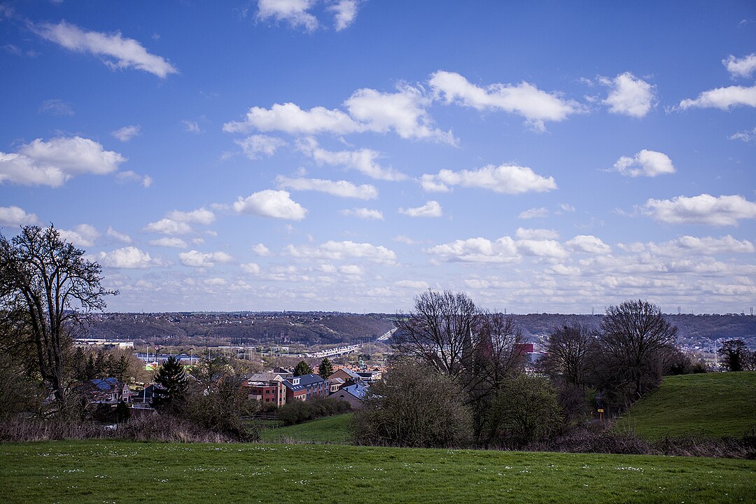 1080px-Vue_Herstal.jpg