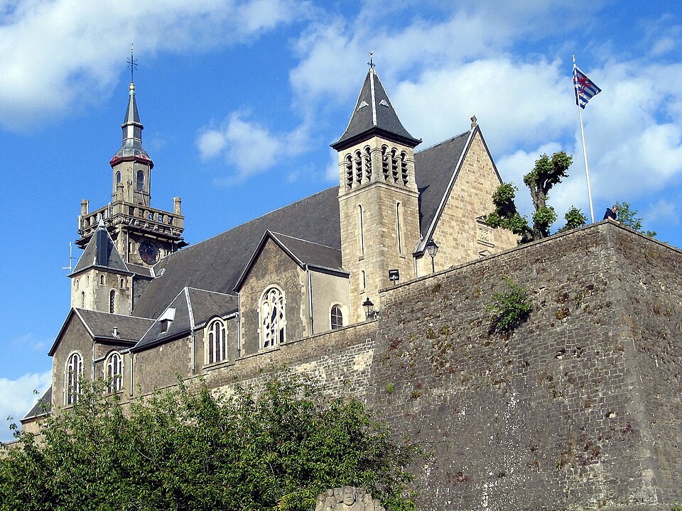 960px-Arlon_E1aJPG.jpg